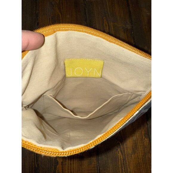 NWT JOYN Small Clutch With Zipper Closure -Handmade Himalayas - Picture 15 of 15